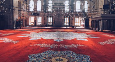 blue mosque carpet-dubai
